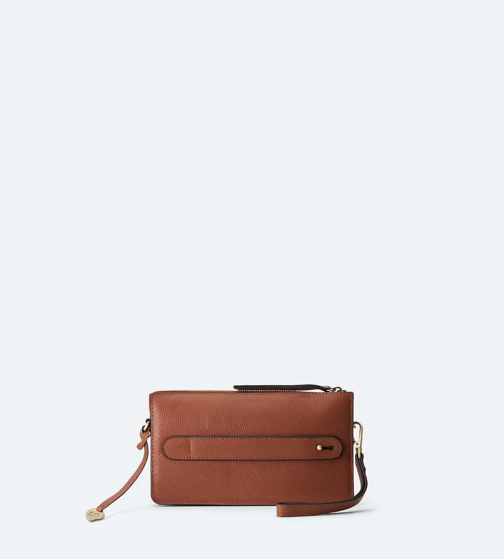 Pebbled Metro Clutch - The Lynne